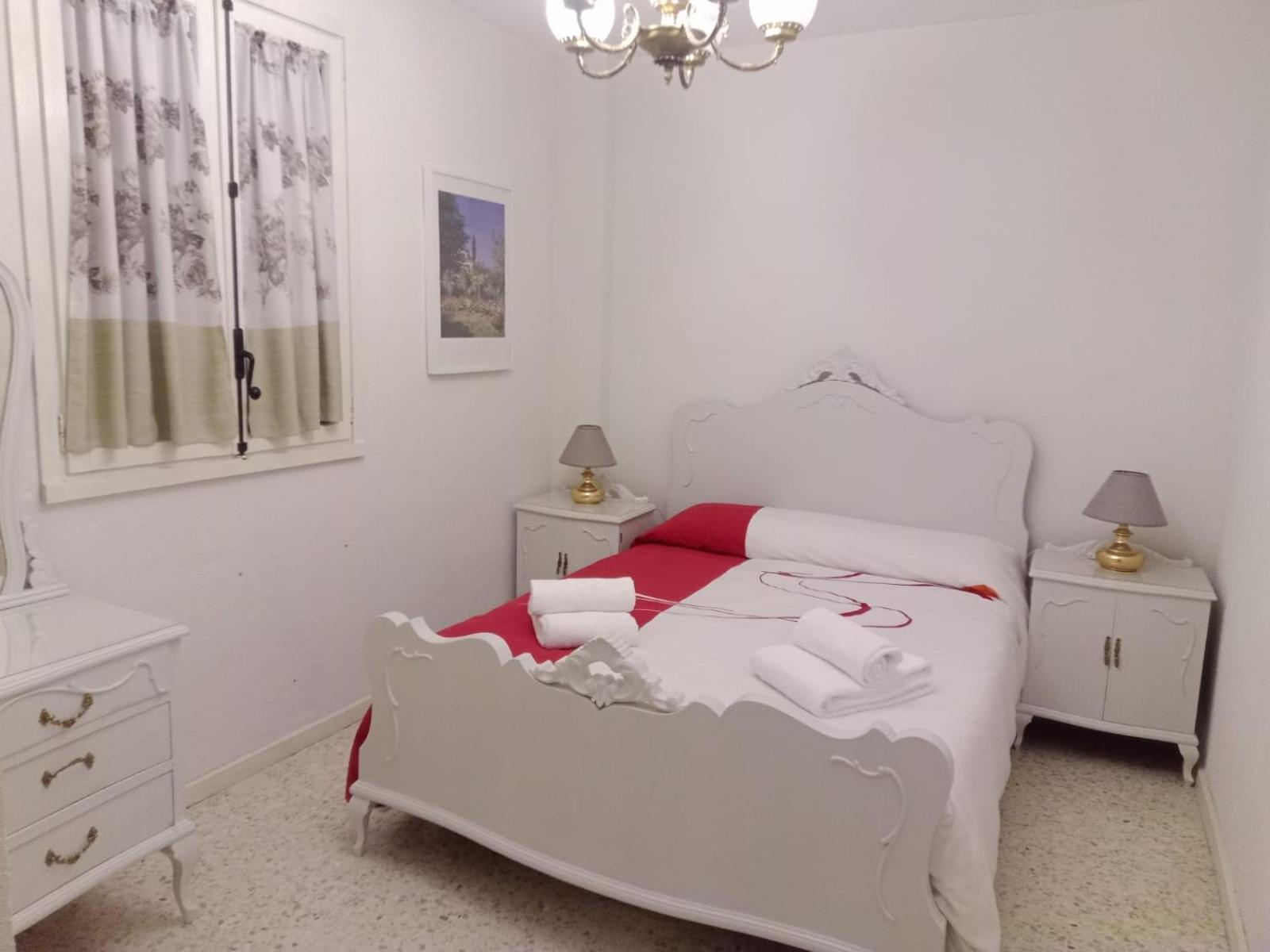 Апартаменты Playa De Madrid Сан-Мартин-де-Вальдейглесьяс Экстерьер фото